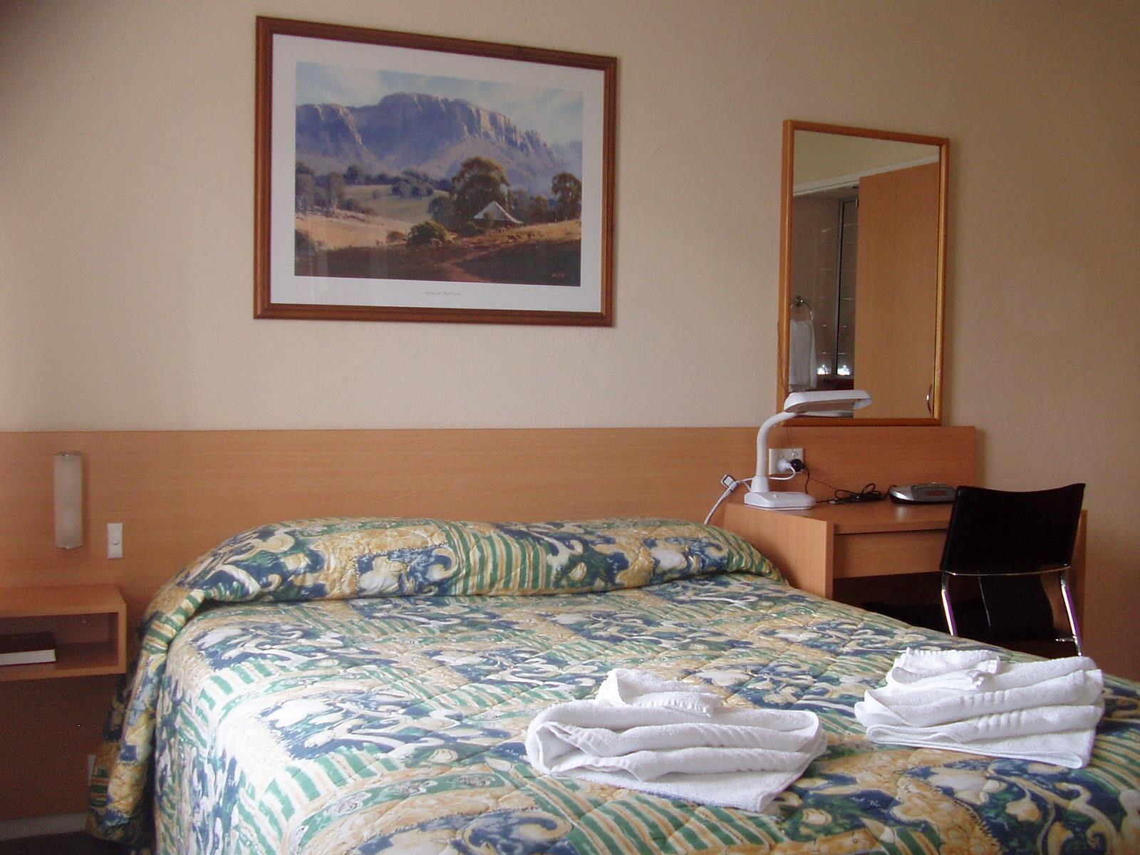 Redhill Cooma Motor Inn Εξωτερικό φωτογραφία
