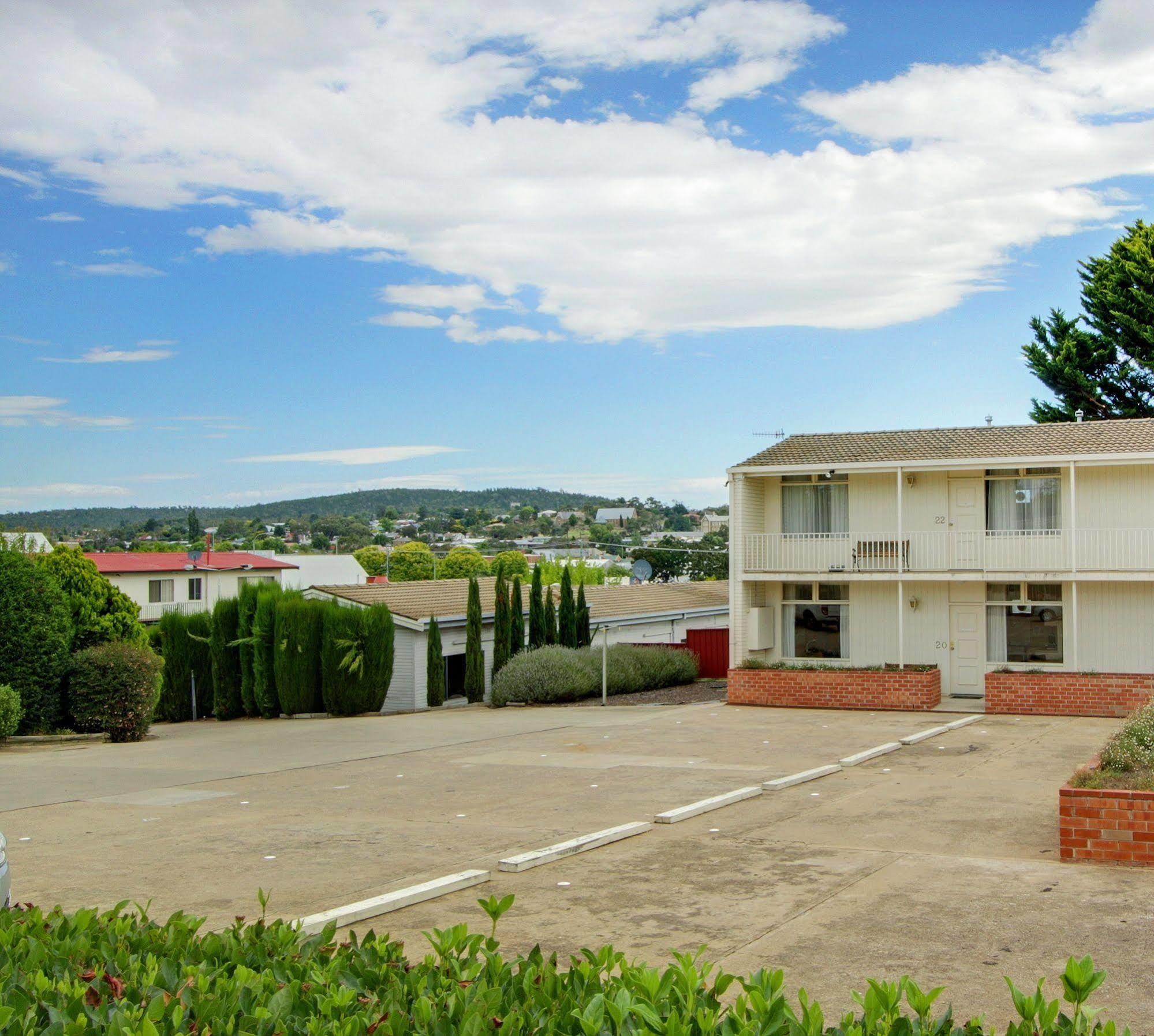 Redhill Cooma Motor Inn Εξωτερικό φωτογραφία