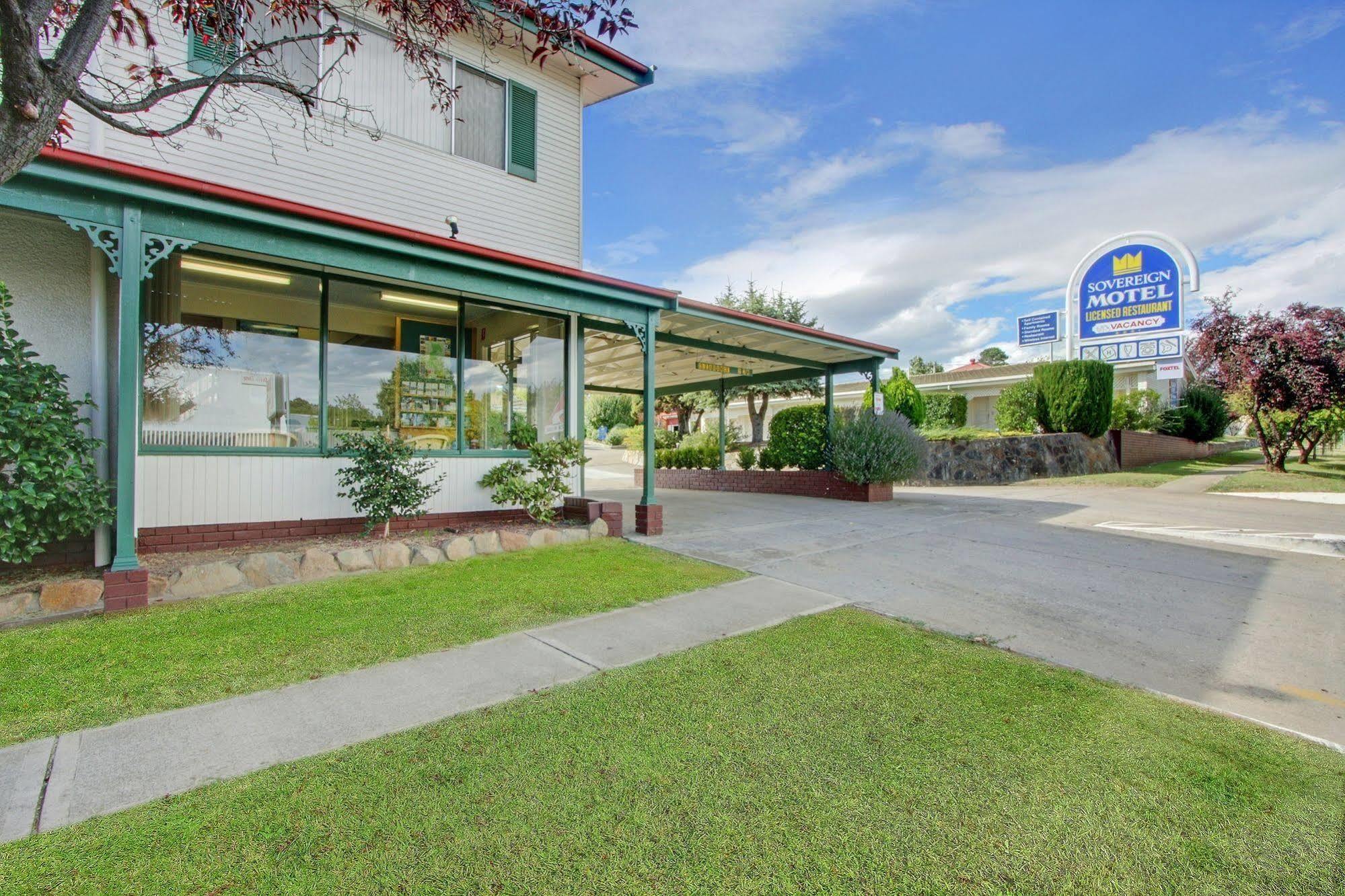 Redhill Cooma Motor Inn Εξωτερικό φωτογραφία