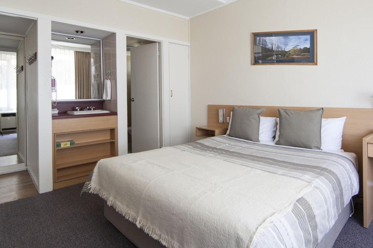 Redhill Cooma Motor Inn Εξωτερικό φωτογραφία