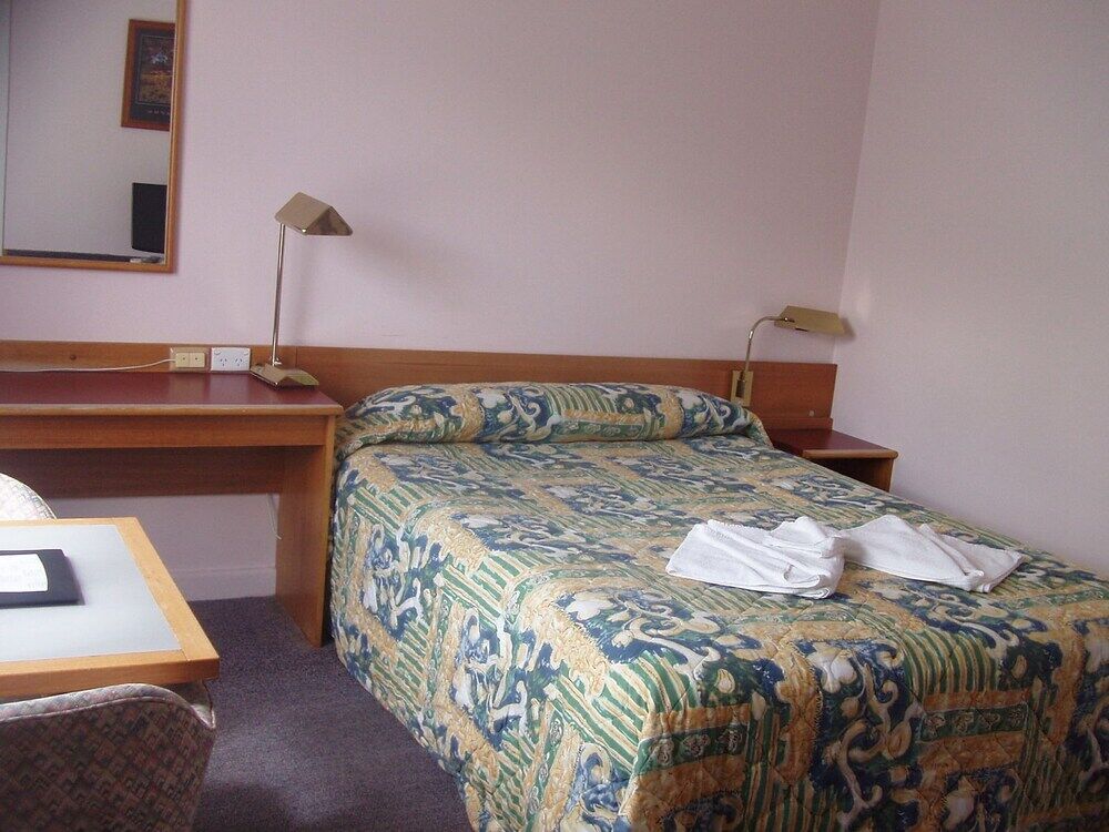 Redhill Cooma Motor Inn Εξωτερικό φωτογραφία